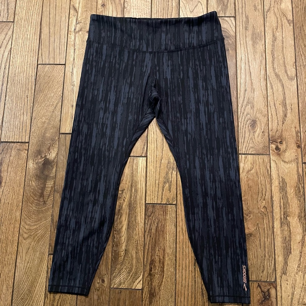 Brooks Streaker/Spark Women's Large Capri Running Tights Black Gray Print